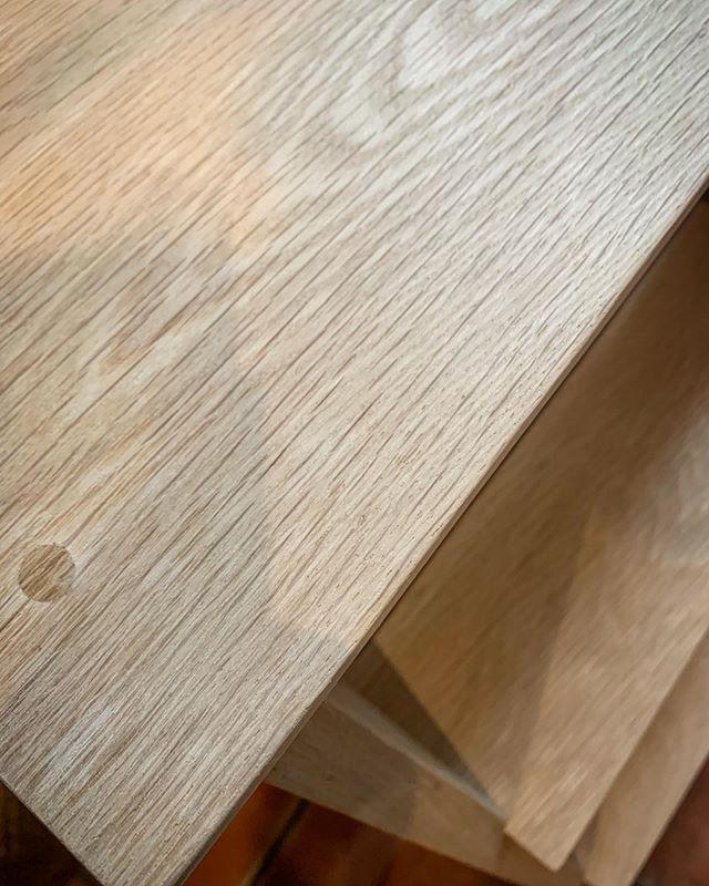 A little peek at a new project we’ve been working on......#handcrafted #oak #scandistyle #makingthings #woodworking #homewares #homedecor #interiors