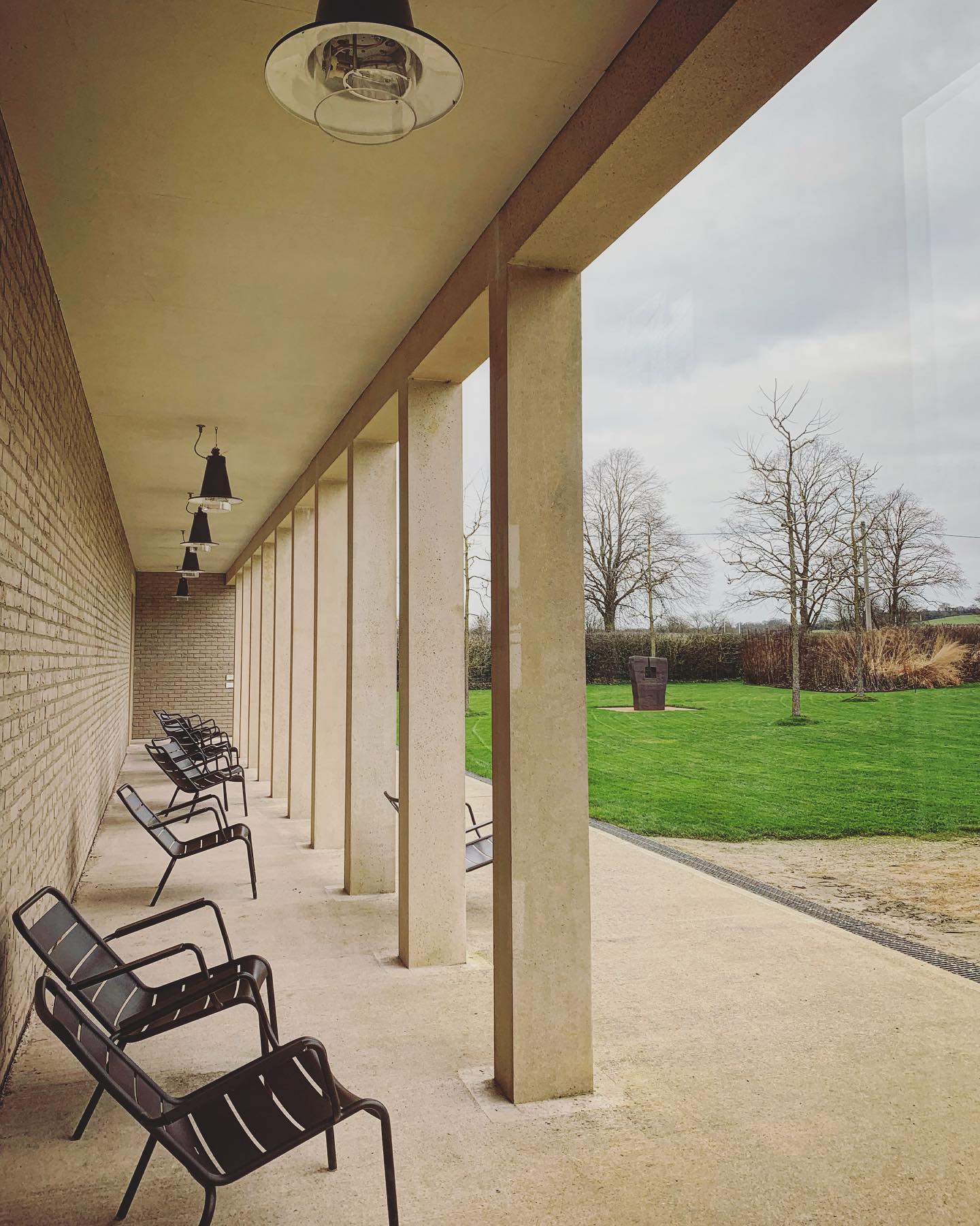 Lovely birthday trip to Bruton today ️ the lovely tranquil @hauserwirth was the perfect place to spend the afternoon!