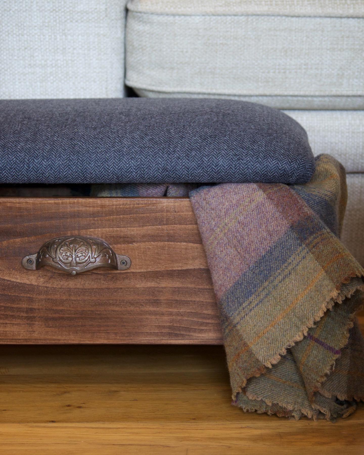 It’s that time of year when we are snuggling under blankets and enjoying those cosy warm fabrics. We love using Tweed and Checked fabrics on our ottomans and are currently preparing some lovely pieces for our next market in FebContact us directly to chat through fabric options for our Bespoke ottomans ..#handcrafted #homedecor homewares#Tweed #check #wool #blanket #winternights #storage #upholstery #lifestyle #livingroomdecor