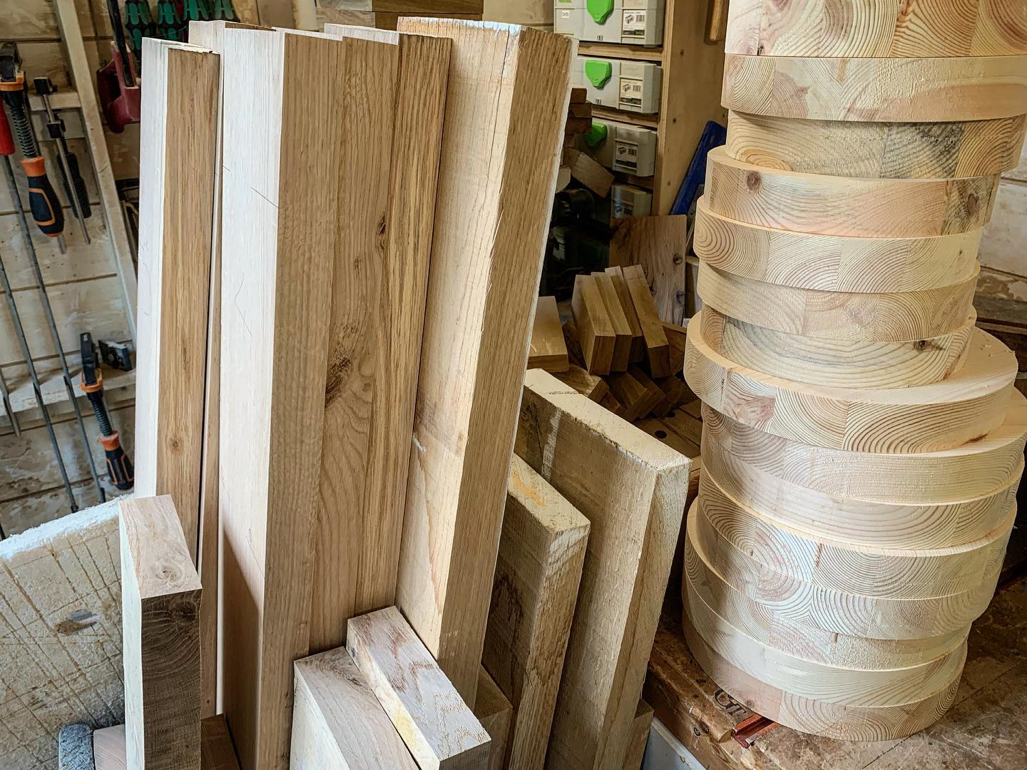 Piles and piles of wood 🤪 lots of work to do this week ready for @clevedonsundaymarket