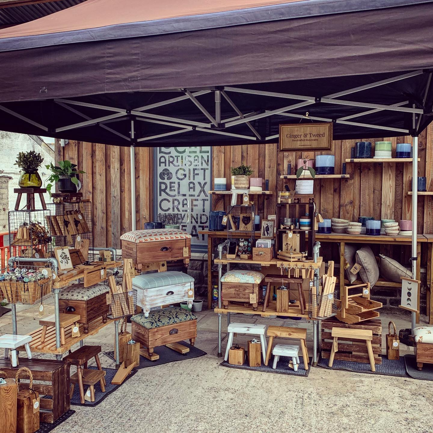 The beautiful wooden backdrop of @flourishglenavon home and Lifestyle shop was perfect against our products at the weekend.  If you’re ever over in the direction of Saltford, pop in for a browse. It’s a lovely place! And the coffee is delicious!